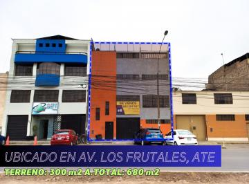 Oficina comercial · 550m² · Edificio Industrial/comercial en Plena Av Los Frutales