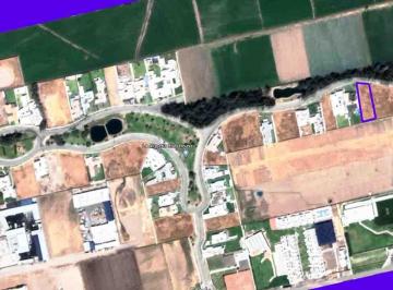 Terreno / Lote , Arequipa · Se Vende Terreno Ubicado en El Medio de La Urbanizacion Urb. Privada La Alqueria, Cerro Colorado