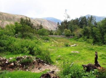 Terreno / Lote · 13000m² · Venta Terreno Ideal Para Hotel en Urubamba - Cuzco (- 1)