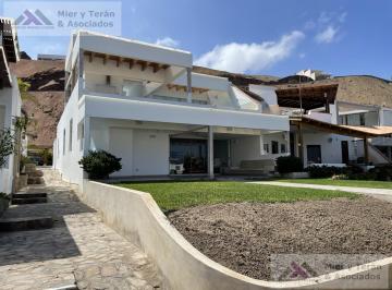 Casa · 188m² · 5 Dormitorios · 2 Estacionamientos · Venta Casa de Playa en Condominio Boca Leon San Antonio