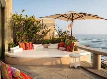 Casa · 503m² · 4 Dormitorios · 5 Estacionamientos · Venta Hermosa y Moderna Casa de Playa en Acantilado Playa Kontiki Punta Hermosa (- 1)