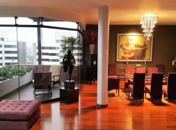 Departamento · 650m² · 4 Dormitorios · 3 Estacionamientos · Venta Espectacular Penthouse en San Isidro Frente Al Golf