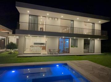 Casa de campo de 4 habitaciones, Cañete · Vendo Casa de Campo Moderna en Quilmana, Condominio Privado.