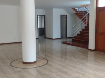 Casa de 4 habitaciones, Lima · Vendo Casa Sol de La Molina