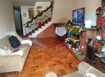 Casa · 197m² · 5 Dormitorios · Dos Departamentos Mas Aires en Venta, Cercado de Lima