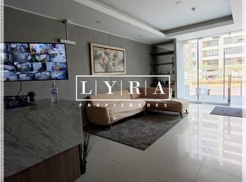 Departamento de 3 habitaciones, Lima · Vendo Como Inversión Departamento con Terraza en Santa Beatriz, Cercado