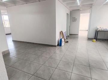 Oficina comercial en Alquiler Miraflores · Oficina en Edificio Empresarial 150 m², un Estacionamiento