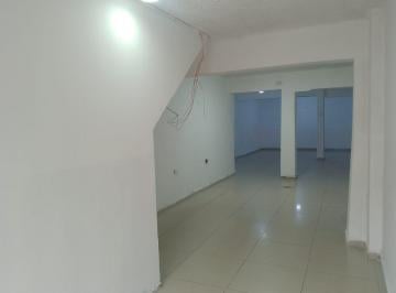 Local comercial · 90m² · Local en Av Los Héroes, Distrito de San Juan de Miraflores