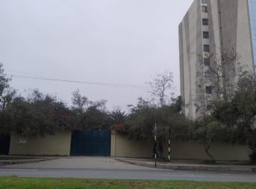 Terreno / Lote de 5 habitaciones, Lima · Vendo Terreno Av Encalada Monterrico Frente Centro Comercial El Polo