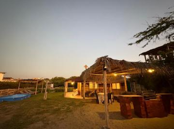 Casa de playa de 7 habitaciones, Talara · Casa de Playa + Bungalow en Venta