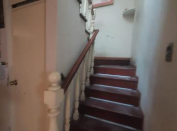Casa de 5 habitaciones, Arequipa · Venta de Casa de 3 Pisos con Azotea en Cercado Arequipa