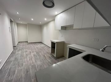 Departamento de 4 habitaciones, Lima · Departamento de Estreno y Lujo