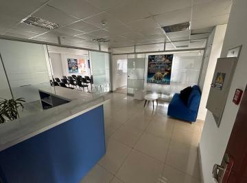 Local comercial de 4 habitaciones, Lima · Oficina Comercial en Miraflores, 140 Mt, Piso 3,negocios