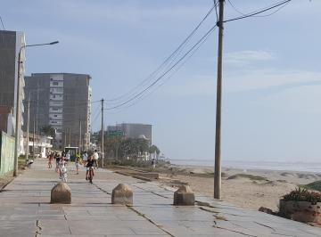 Terreno / Lote , Chiclayo · Venta de Terreno Amplio en Pimentel Tercer Malecón Cerca Al Mar de Pimentel