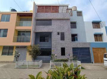 Casa de 5 habitaciones, Trujillo · Oportunidad! en Venta Casa de 4 Pisos, Urb Soliluz