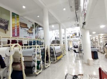 Local comercial de 5 habitaciones, Lima · Inmejorable Ubicacion Alta Exposicion de Marca! A. T