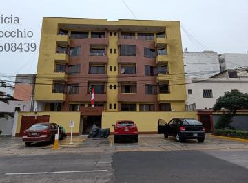 FACHADA DEL EDIFICIO · Venta de Departamento 1er Piso, Magdalena del Mar.