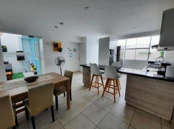 Casa de playa de 4 habitaciones, Cañete · San Antonio Casa de Playa, 312 m², 4 Dorm./3baños, Cochera Us$160,000