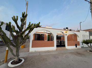 Casa de playa de 3 habitaciones, Cañete · Venta de Casa en Playa Lobos 2nda Fila (Panamericana Sur Km 127)