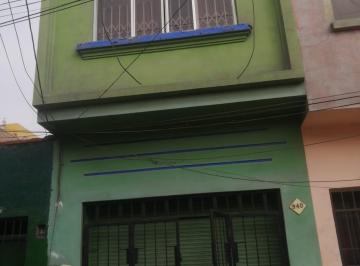 Frontis · Casa Comercial en Colon, Zona Muy Concurrida Cerca a Mercado Callao