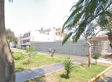 frente a parque · En Venta Excelente Terreno Frente a Parque