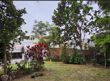 JARDINES · Vendo Surco Casa Alamos Antiguo Zona Residencial 400 m²