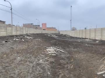 Terreno / Lote , Lima · Bajó de Precio! por Viaje Vendo Terreno en Comas