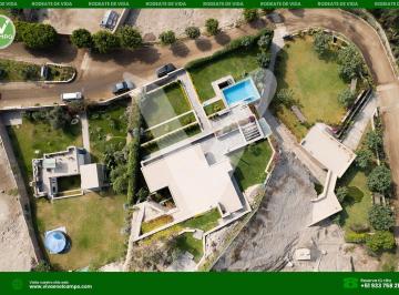 Casa · 470m² · 6 Dormitorios · 4 Estacionamientos · Ocasión Casa en Venta a un Precio Inigualable en Pachacamac Inscrito en Sunarp