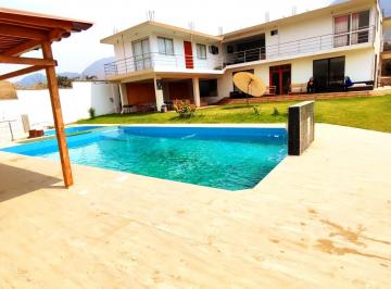Casa de campo de 8 habitaciones, Trujillo · Venta Casa de Campo, Cerro Blanco