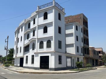 Local comercial de 4 habitaciones, Lima · Local Comercial Frente a Parque - Carabayllo