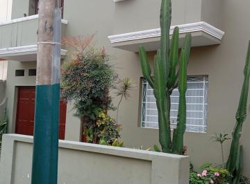 Casa de 9 habitaciones, Lima · Casa Como Terreno