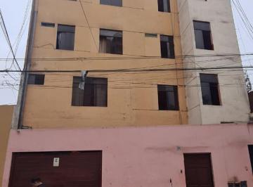 Casa de 28 habitaciones, Lima · Edificio con 24 Cuartos, 3 Mini Depas y 1 Depa