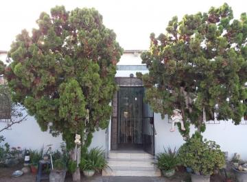 Fachada Interna de Casa Central · Lindo Terreno con Casa en Chincha de 1,000 m² Ocasión $125,000