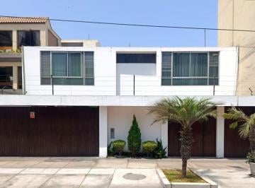 Casa de 6 habitaciones, Lima · Casa 304 m² Calle Lopez de Ayala, a 2 Cd Alt. 21 Av San Luis