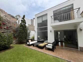 Casa de 3 habitaciones, Lima · Bajo de Precio! Vendo Moderna Casa en Condominio en La Molina de 3 Dorm.