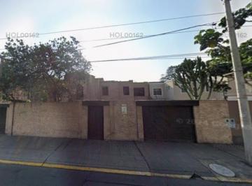 Terreno / Lote · 492m² · 4 Dormitorios · Vedo Casa Como Terreno Av Arequipa!