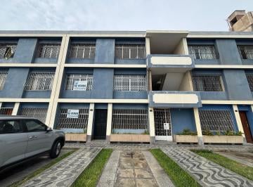 Departamento de 3 habitaciones, Lima · Se Vende Departamento de 193 m² en 1er Piso