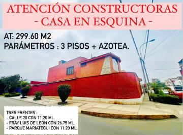 Casa de 4 habitaciones, Lima · Casa Es Esquina - 3 Frentes - Rdm - At: 300 m² - Full Madera - Amplios Ambientes
