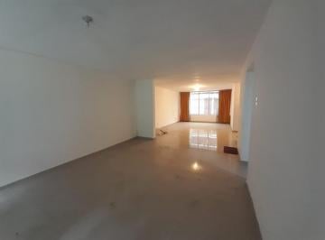 Casa de 4 habitaciones, Lima · Ocasion Casa en Santa Catalina 240 m² de Terreno