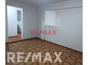 Departamento · 64m² · 2 Dormitorios · ¡Oportunidad de Venta: Departamento en Santa Clara - Primer Piso!