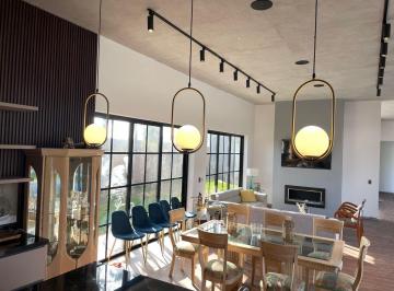 Casa de campo de 6 habitaciones, Lima · Exclusiva Casa de Campo en El Olivar!