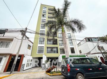Departamento · 66m² · 2 Dormitorios · 1 Estacionamiento · ¡Oportunidad Única! Alquiler de Departamento en Estreno