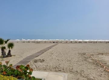 Casa de playa de 3 habitaciones, Cañete · Venta de Casa de Playa Muy Cerca Al Boulevar de Asia