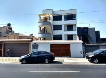 Habitación de 2 habitaciones, Lima · Alquilo Chorrillos Urb Sta Leonor, 2 Minidpto de 30 m², 2do y 3er Piso 2ambientes Mas Baño