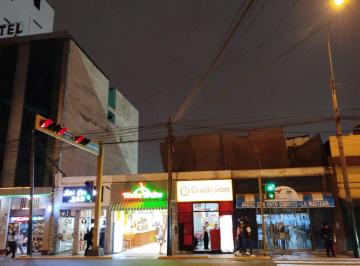 Local comercial , Lima · Ideal Para Inversionista Que Quiera Locales o Construir 9 Pisos, Zonificacion Cz