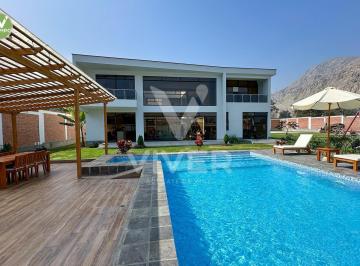 Casa · 300m² · 9 Dormitorios · 6 Estacionamientos · Casa en Alquiler en Cieneguilla - Ideal Para Eventos