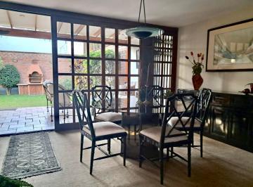 Casa de 3 habitaciones, Lima · ¡Oportunidad Exclusiva! Venta de Linda y Exclusiva Casa con Jardín en Surco