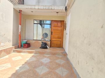Casa de 6 habitaciones, Lima · Ocasión Linda Casa Dos Pisos 6 Dorm. 3 Baños Cochera Us$264,000 Salamanca