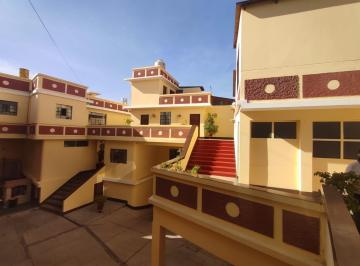 Casa de 60 habitaciones, Arequipa · Vendo Estratégica Propiedad Cerca Al Policlínico de Yanahuara y La Recoleta