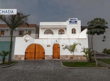 Casa de 4 habitaciones, Lima · ¡Casa de Playa con Doble Frente en La Urb. Miramar, Punta Hermosa!